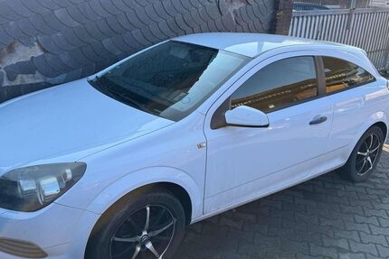 Opel Astra 159.000 km 3.999 &euro; Eppstein 65817