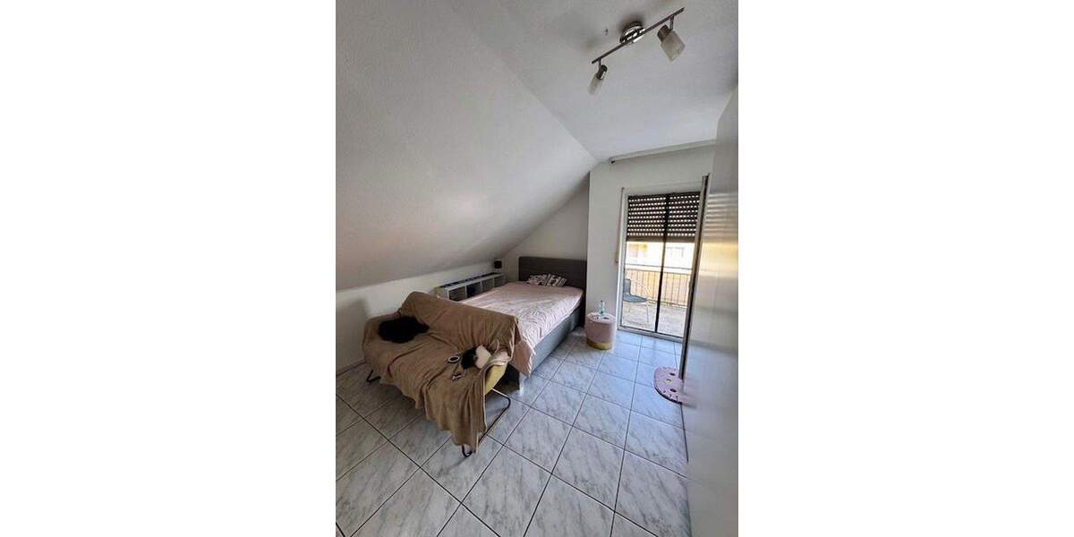 Etagenwohnung Rödermark Ober-Roden - 4 Zimmer, 102 m&sup2;, 350.000&euro; | Angebot:25755156