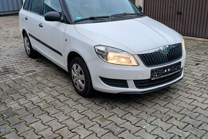 Skoda Fabia 385.000 km 1.700 &euro; Frankfurt am Main 60386