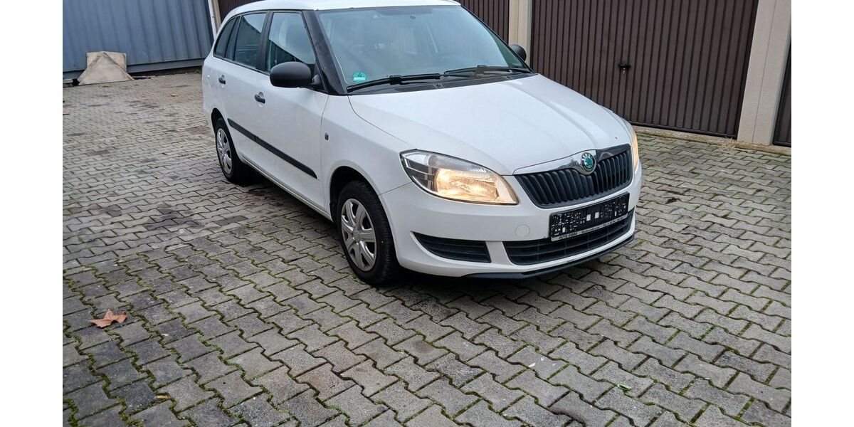 Skoda Fabia 385.000 km 1.700 &euro; Frankfurt am Main 60386