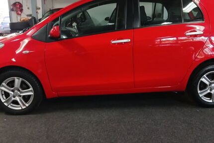 Toyota Yaris 79.990 km 5.999 &euro; Rüsselsheim 65428