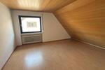 Dachgeschoßwohnung Bruchköbel - 4 Zimmer, 85 m&sup2;, 1.020&euro; | Angebot:26089902