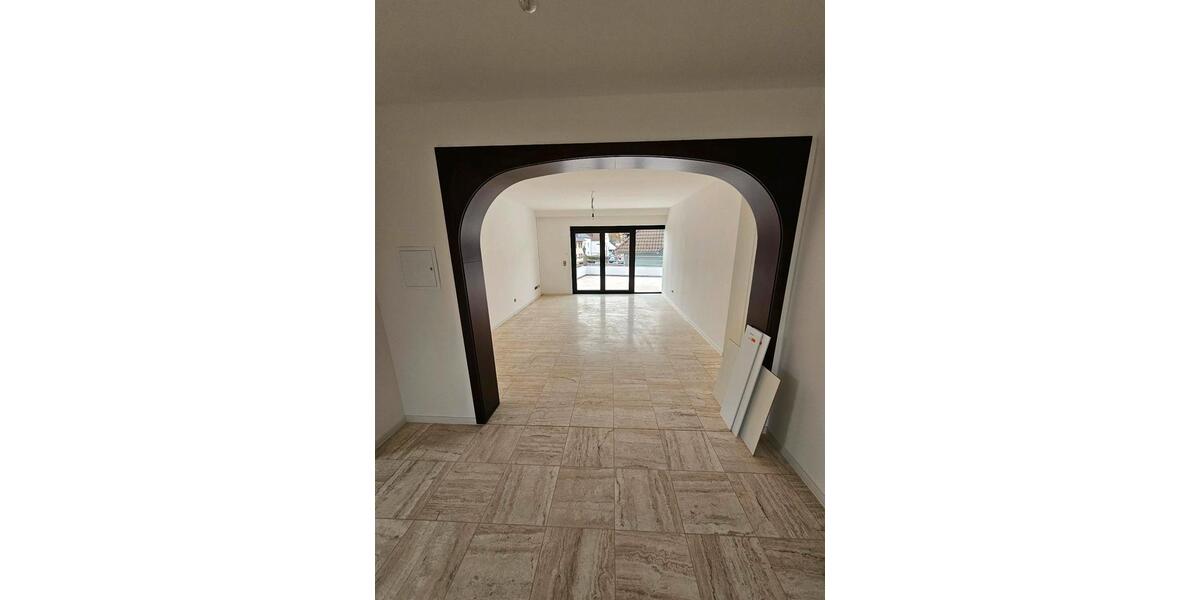 wunderschöne helle 4 ZKB Wohnung in Frankfurt-Griesheim 4 zimmer