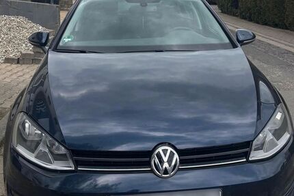 VW Golf 164.000 km 6.250 &euro; Niedernhausen 65527