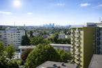 Toplage Offenbach: Moderne 3-Zimmer-Wohnung mit Skylineblick, Balkon & Parkplatz 3 zimmer