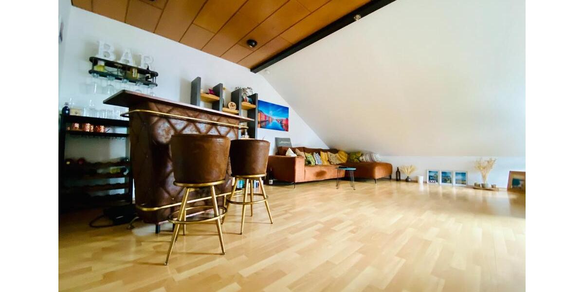 Dachgeschoßwohnung Mühlheim am Main - 3 Zimmer, 97 m&sup2;, 1.000&euro; | Angebot:25720509