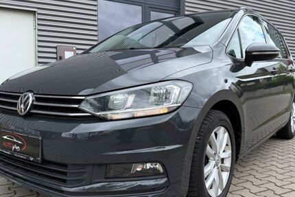 VW Touran 135.000 km 14.599 &euro; Kelkheim 65779
