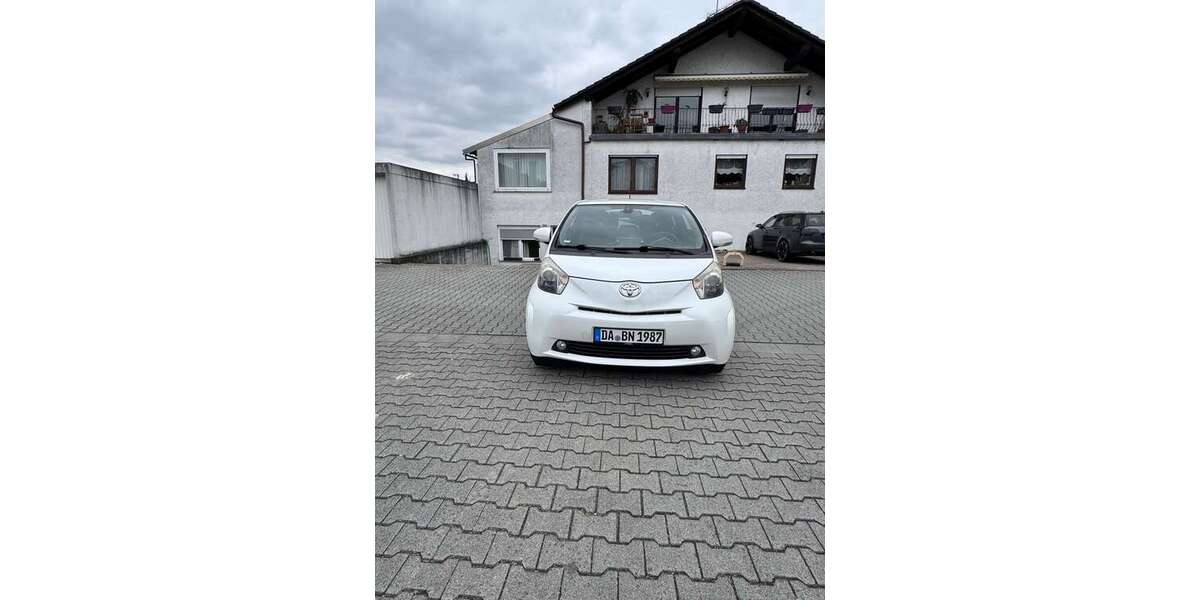 Toyota iQ 133.000 km 3.699 &euro; weiterstadt 64331