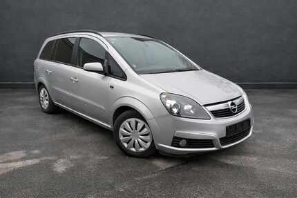 Opel Zafira 229.000 km 2.450 &euro; FRANKFURT 65933