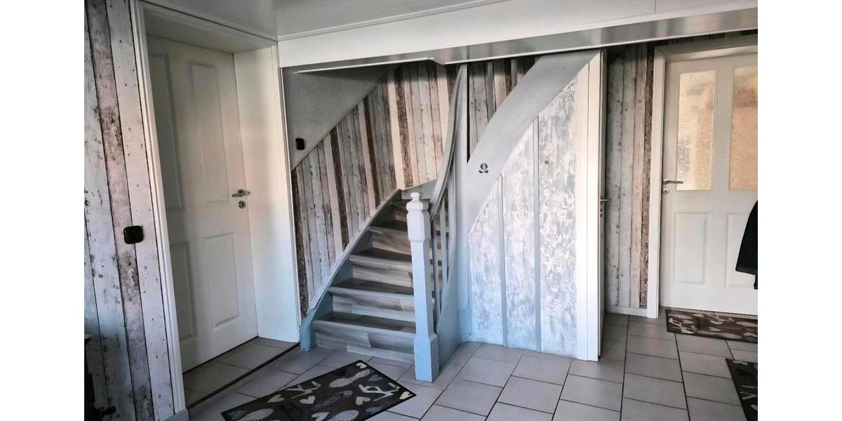 Einfamilienhaus Friedberg (Hessen) - 6 Zimmer, 155 m&sup2;, 199.000&euro; | Angebot:25784024