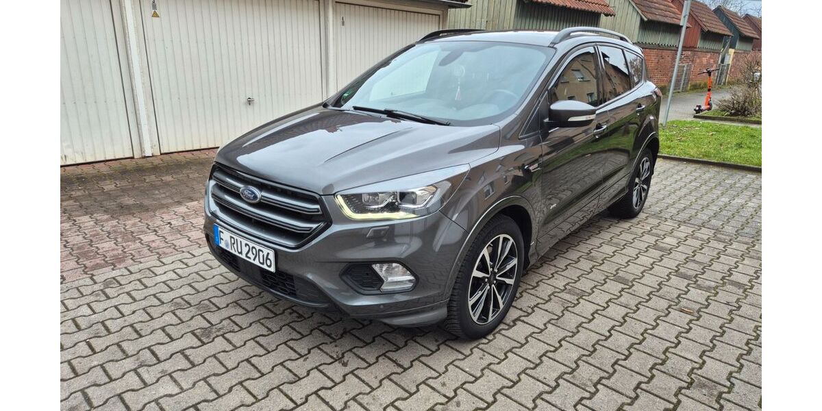 Ford Kuga 125.000 km 16.000 &euro; Frankfurt am Main 65933