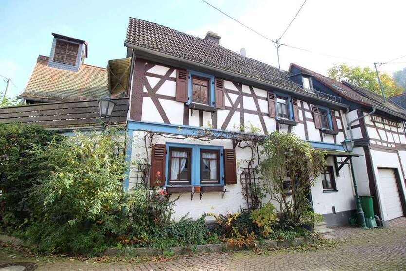 Haus zum Kaufen in Eppstein 269.000 € 96 m²