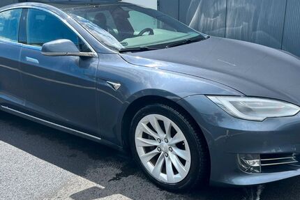 Tesla Model S 186.000 km 27.600 &euro; Alzenau 63755