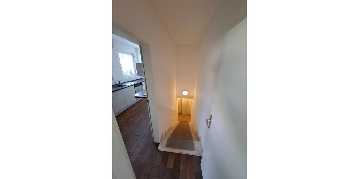 Bungalow in Neu-Isenburg (Gravenbruch) mit Zeitmietvertrag 4 zimmer