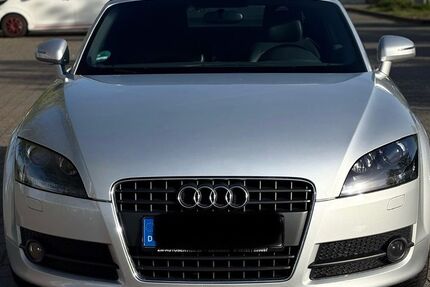 Audi TT 175.000 km 7.900 &euro; Darmstadt 64291