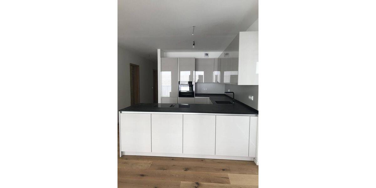 Etagenwohnung Dreieich Buchschlag - 4 Zimmer, 146 m&sup2;, 2.920&euro; | Angebot:26903110
