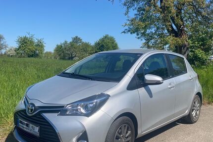 Toyota Yaris 27.000 km 11.500 &euro; Oberursel 61440