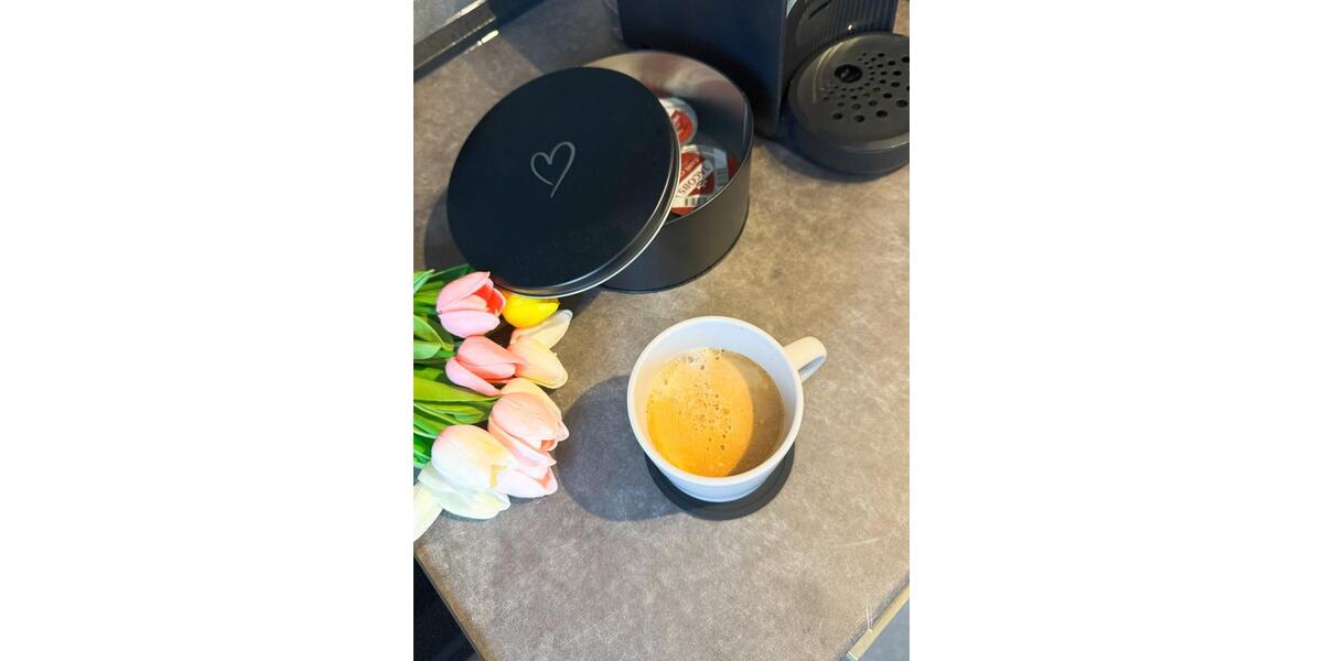 ERSTBEZUG | voll möbilierte Dachgeschosswohnung | 42qm | 1.5 zimmer