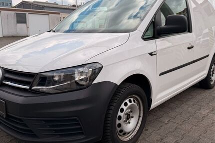 VW Caddy 176.202 km 8.330 &euro; Neu-Isenburg 63263