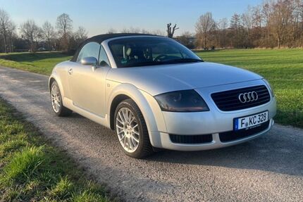 Audi TT 327.600 km 3.000 &euro; Frankfurt am Main 60433