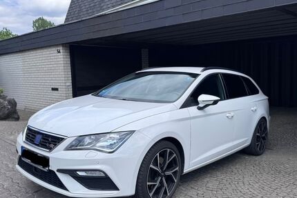 Seat Leon 194.582 km 9.600 &euro; Königstein 61462