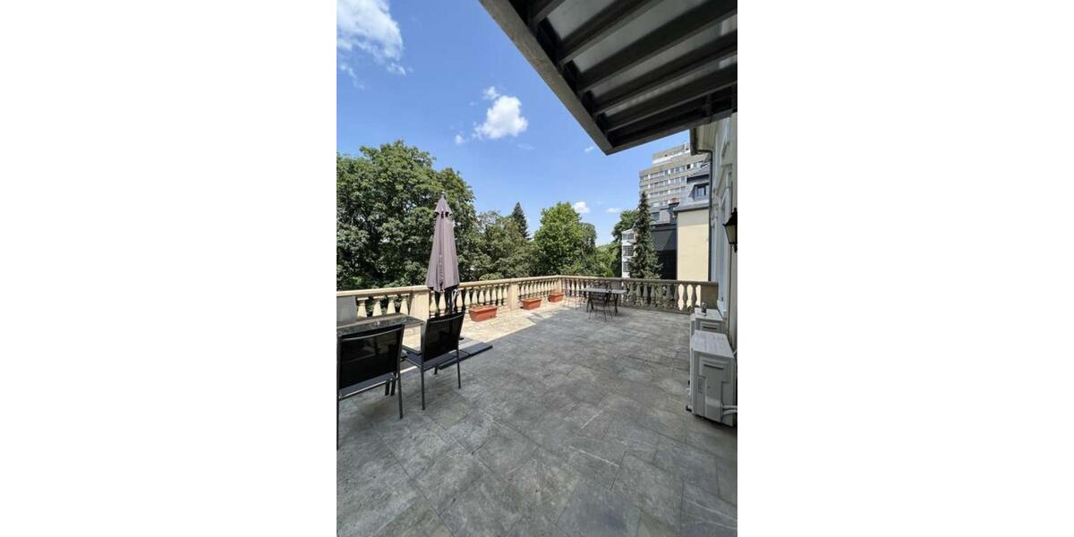 Etagenwohnung Frankfurt am Main Süd - 4 Zimmer, 180 m&sup2;, 4.500&euro; | Angebot:25307987