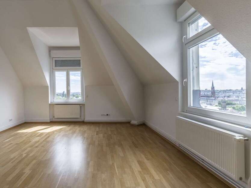 Wohnung zum Mieten in Wiesbaden 1.300 € 93 m²