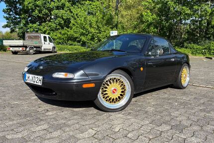 Mazda MX-5 320.000 km 7.999 &euro; Hofheim am Taunus 65719