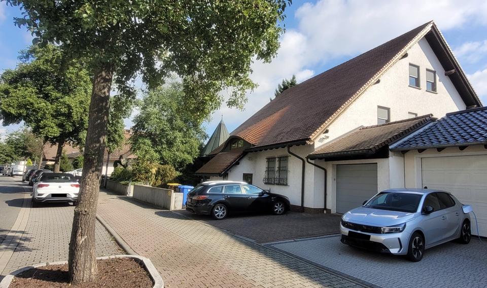 Maisonette-Wohnung in Rüsselsheim-Bauschheim *provisionsfrei* 3.5 zimmer