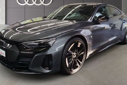 Audi e-tron GT 17.629 km 69.950 € Frankfurt am Main 60314