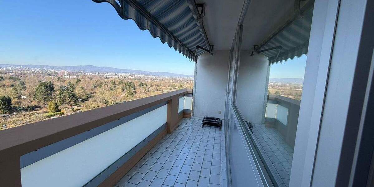 Etagenwohnung Frankfurt am Main Eckenheim - 3 Zimmer, 84 m&sup2;, 380.000&euro; | Angebot:25389892