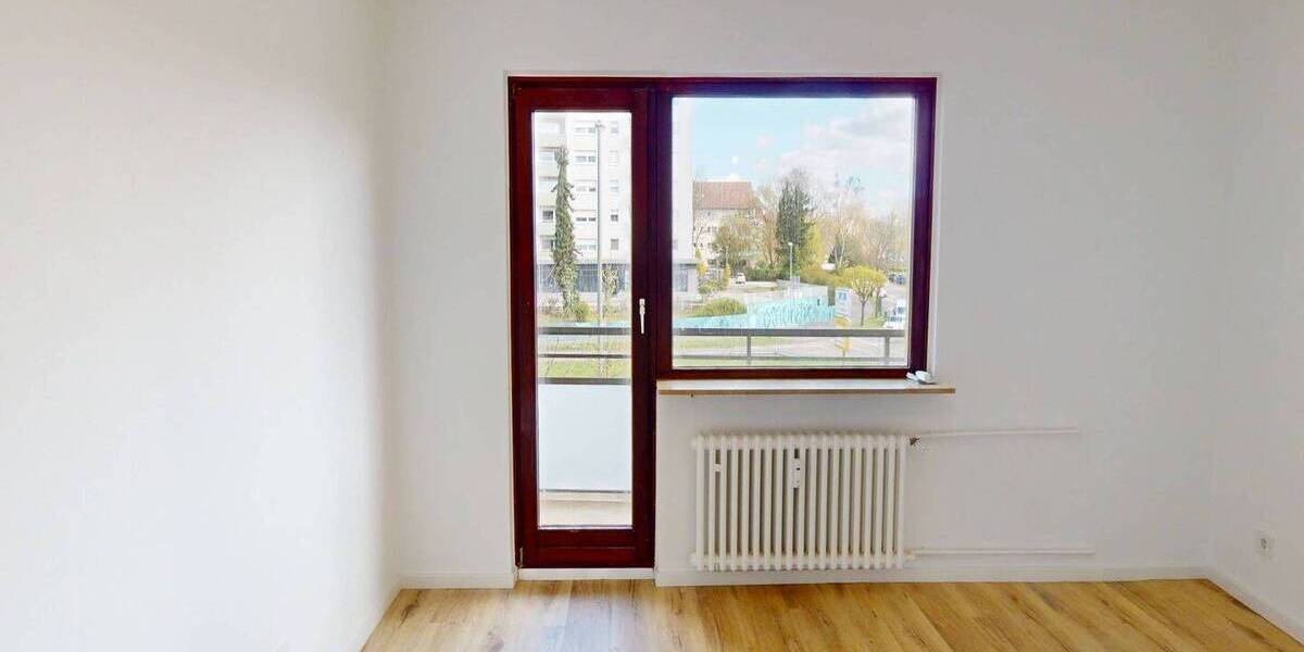 Etagenwohnung Frankfurt Ginnheim - 3 Zimmer, 81 m&sup2;, 1.500&euro; | Angebot:26886494