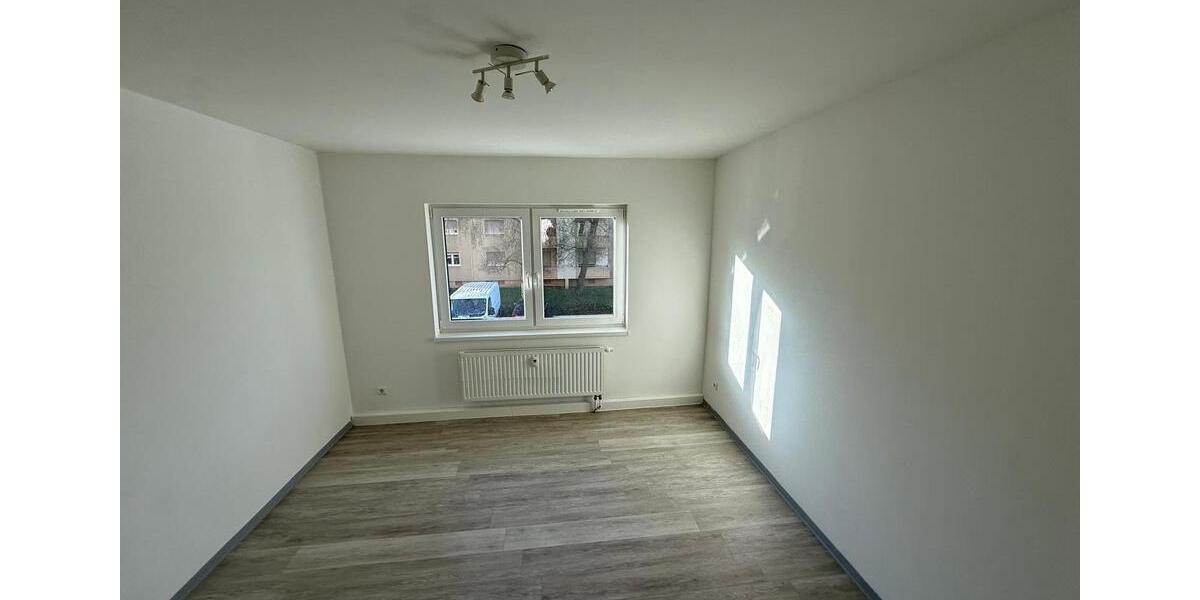 Etagenwohnung Hanau - 4 Zimmer, 112 m&sup2;, 1.250&euro; | Angebot:25418532
