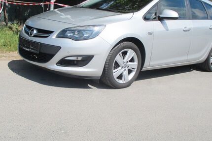 Opel Astra 115.000 km 4.200 &euro; Frankfurt am Main 65933