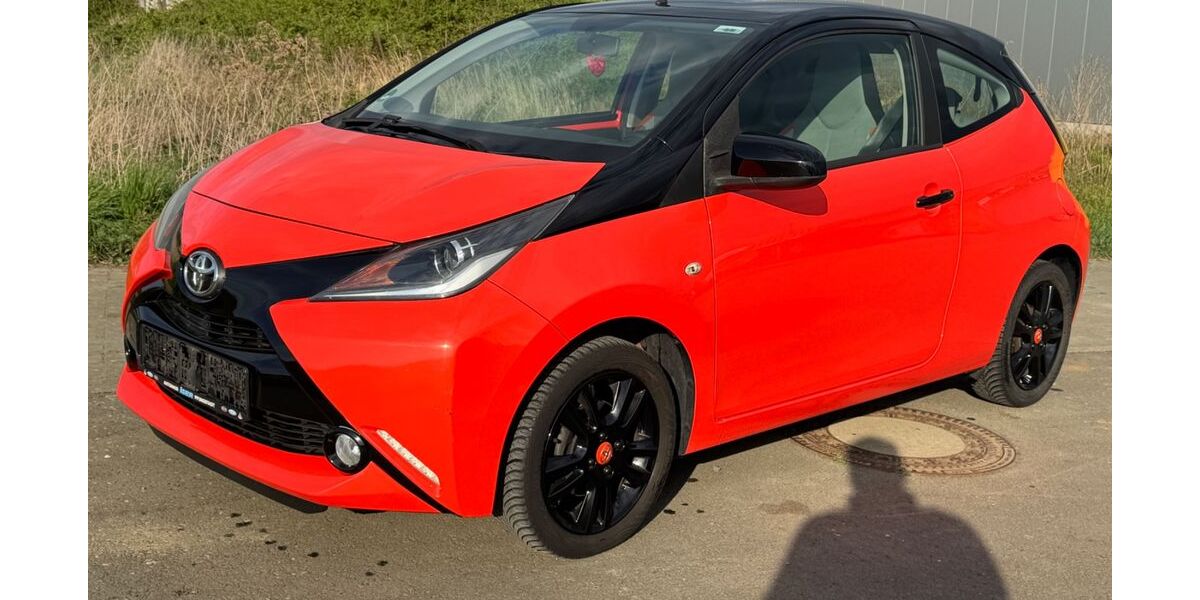 Toyota Aygo (X) 120.050 km 5.490 &euro; Friedberg 61169