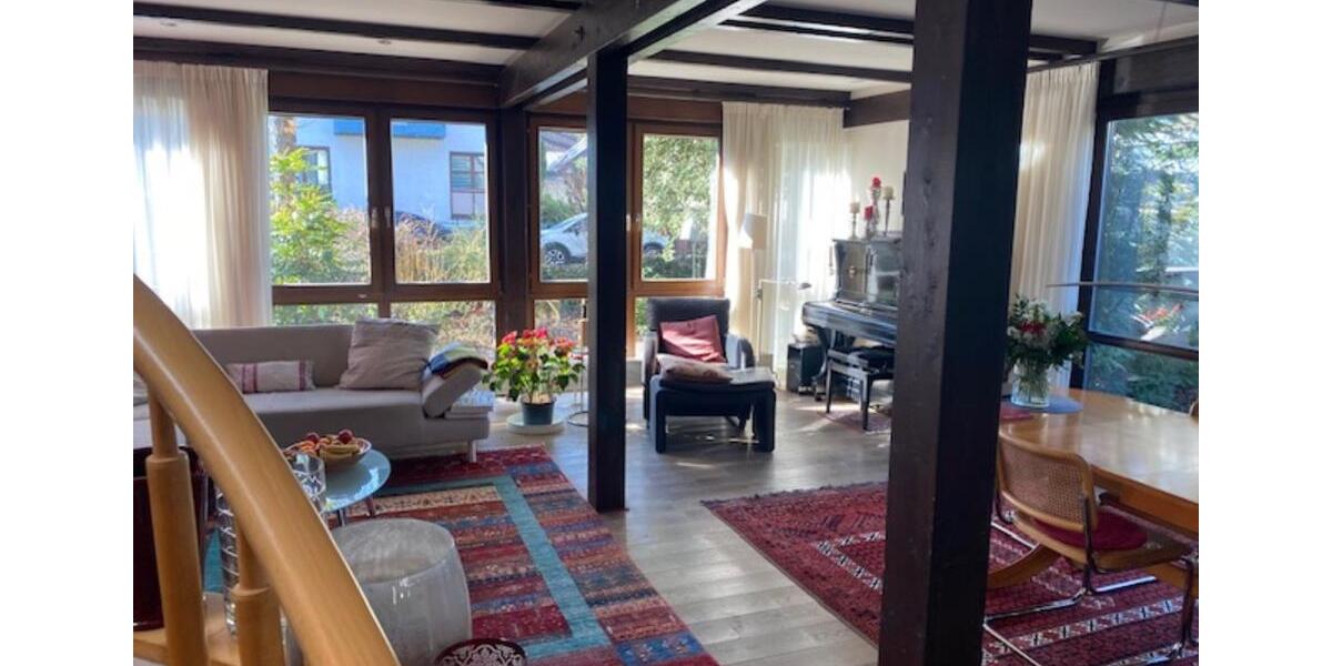 Etagenwohnung Offenbach am Main Bieberer Berg - 4 Zimmer, 170 m&sup2;, 2.500&euro; | Angebot:25648819