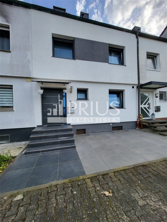 Kernsaniertes Reihenmittelhaus, mit schönem Südgarten 5 zimmer