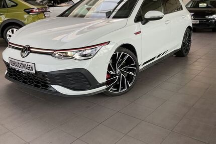 VW Golf 32.246 km 33.950 € Bad Vilbel 61118