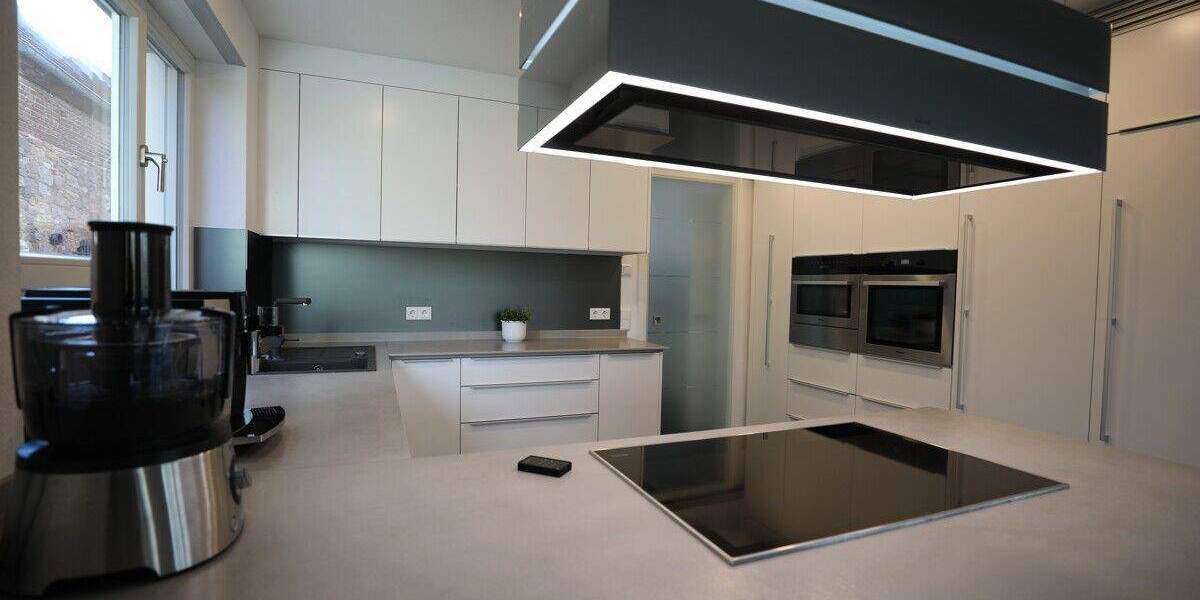 Einfamilienhaus Niederdorfelden - 7 Zimmer, 210 m&sup2;, 3.100&euro; | Angebot:24401392