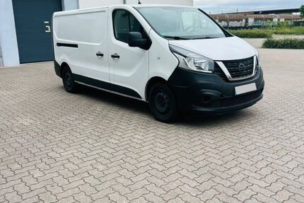 Nissan NV300 195.000 km 8.900 &euro; Riederwald 60386