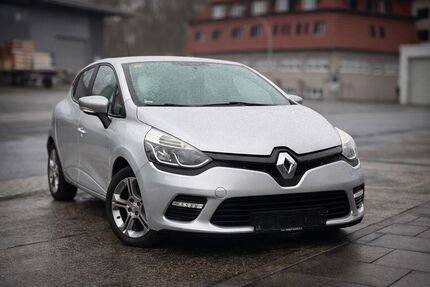 Renault Clio 141.250 km 6.300 &euro; Kelkheim 65779