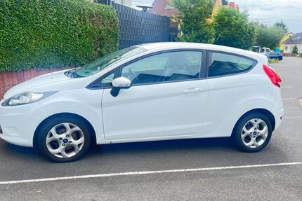 Ford Fiesta 169.699 km 2.500 &euro; Altenstadt 63674