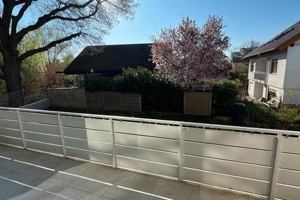 Großzügige und renovierte ca. 250m2 Reihenendhaus zu vermieten 6 zimmer