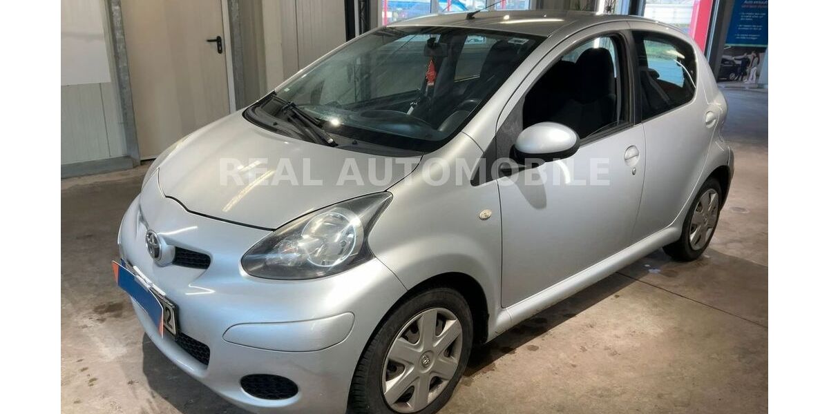 Toyota Aygo (X) 79.000 km 5.900 &euro; Frankfurt am Main 65933