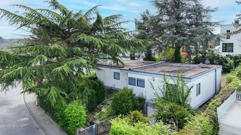 Haus zum Kaufen in Wiesbaden 670.000 € 109 m²