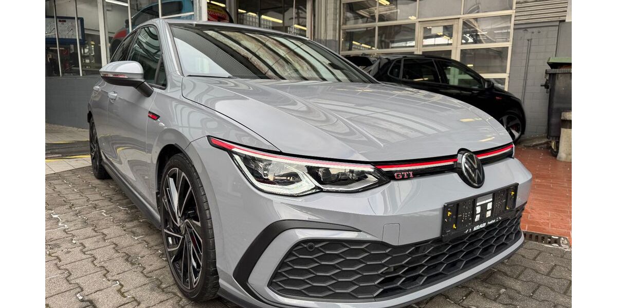 VW Golf 26.674 km 29.950 &euro; Frankfurt am Main 65936