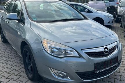 Opel Astra 172.000 km 2.750 € Büdingen 63654
