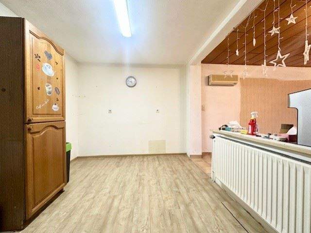 Mehrfamilienhaus, Wohnhaus Griesheim - 9 Zimmer, 695.000&euro; | Angebot:25690762