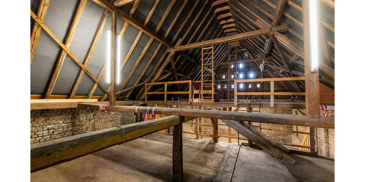 Gewerbeobjekt Bischofsheim - 5 Zimmer, 267 m&sup2;, 4.260&euro; | Angebot:24434609