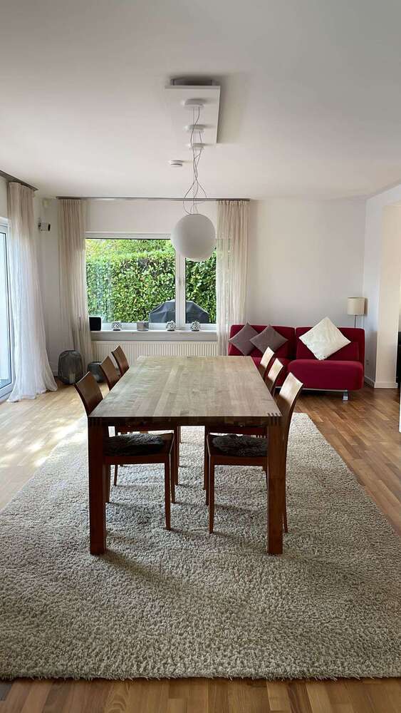 Haus zum Kaufen in Wiesbaden 1.790.000 € 215 m²